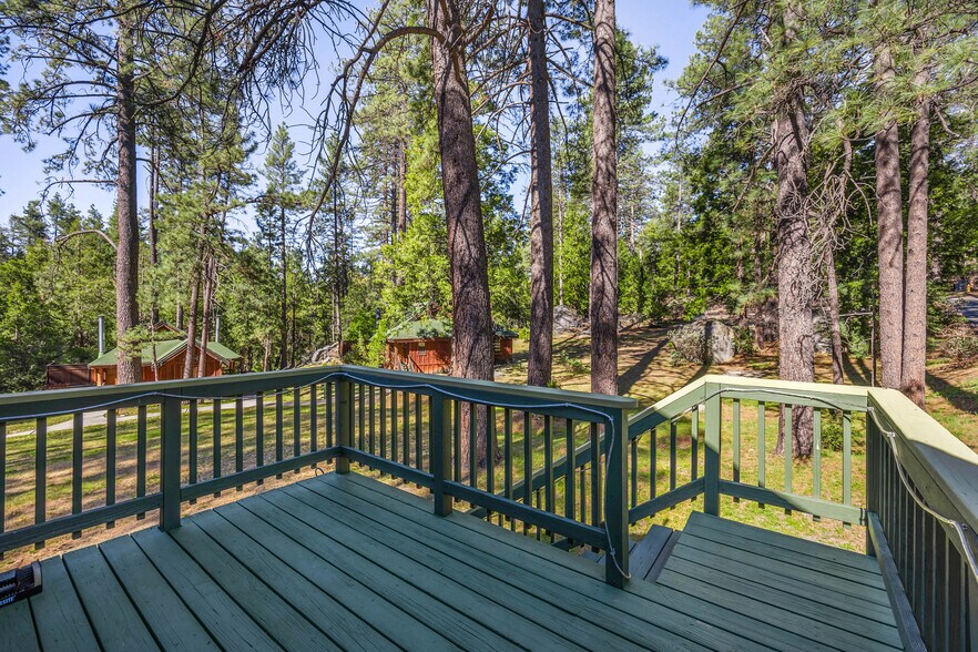 More Photos Of 26345 Delano Dr, Idyllwild-Pine Cove Hotel For Sale