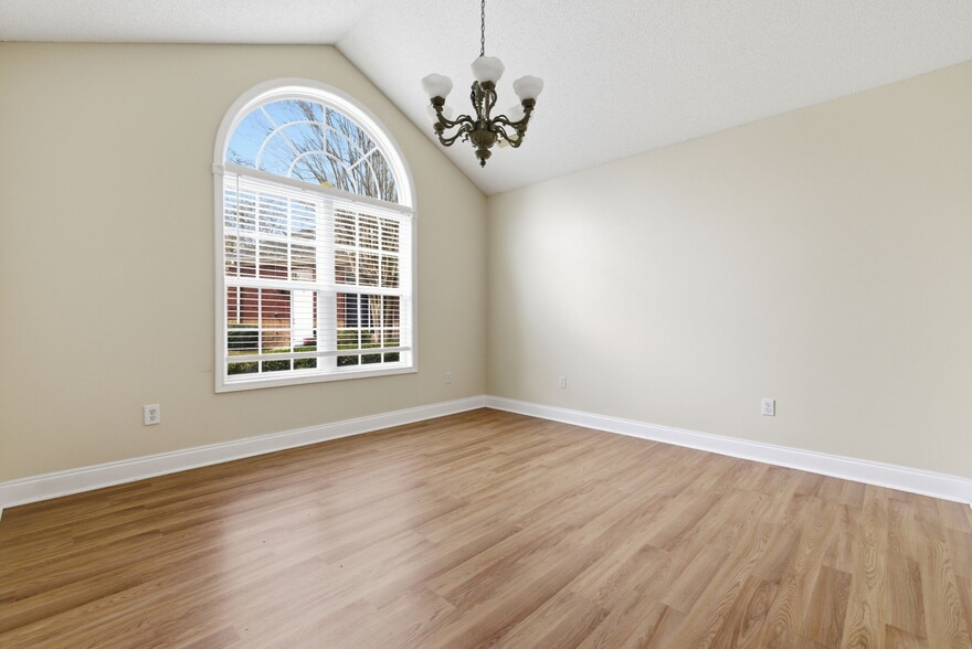 More Photos Of 100 Garden Manor Ct, Murrells Inlet Apartments For Sale