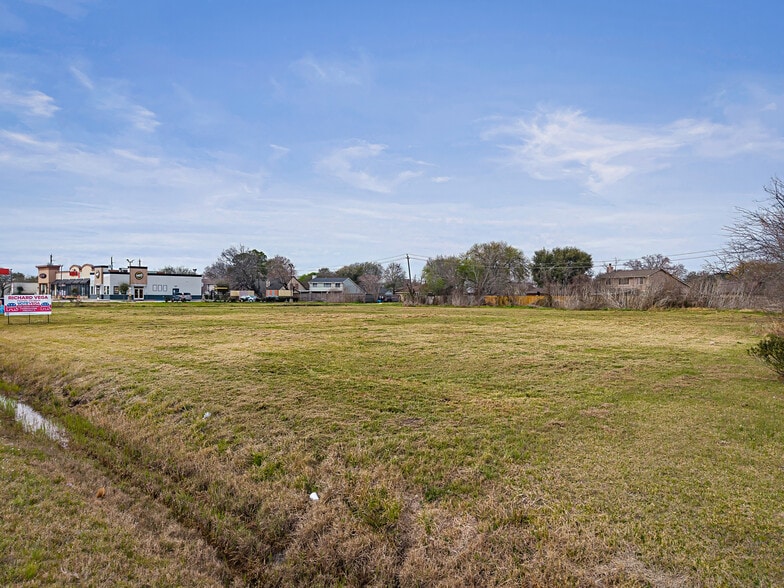 More Photos Of W Fairmont, La Porte Land For Sale