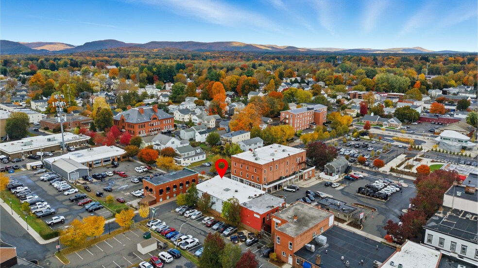 More Photos Of 22-38 School St, Westfield General Retail For Lease