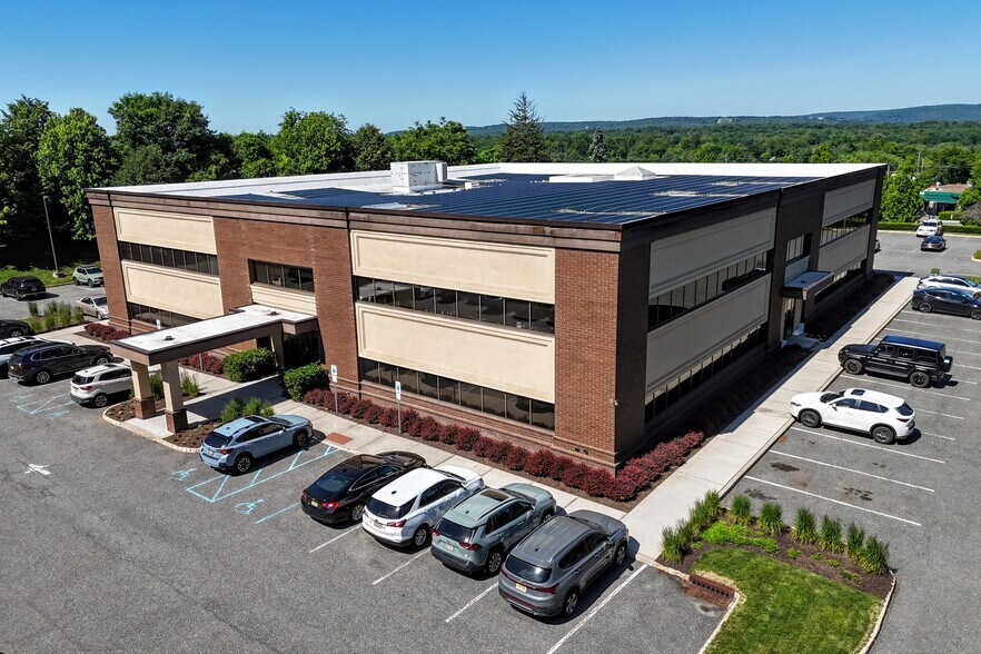 More Photos Of 470 Franklin Tpke, Ramsey Medical For Lease
