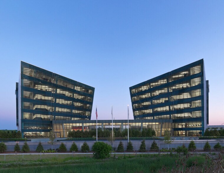 More Photos Of , Northbrook Office For Sale