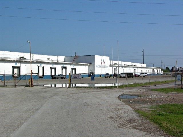 More Photos Of 6665 E 14th St, Brownsville Refrigeration Cold Storage For Sale