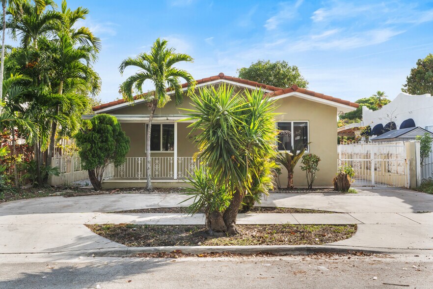 More Photos Of 426 SW 26th Rd, Miami Land For Sale