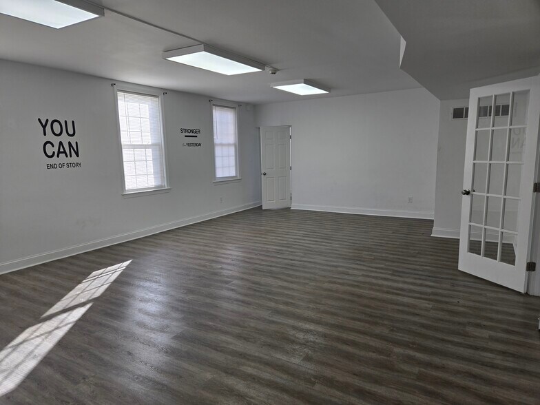 More Photos Of 3001 Philadelphia Pike, Claymont Medical For Lease