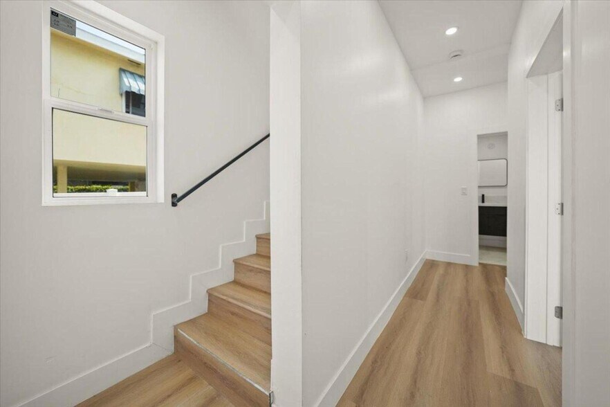 More Photos Of 910 Hudson ave, Los Angeles Apartments For Sale