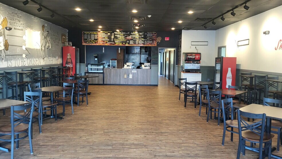 More Photos Of 1054 E Butler Rd, Greenville Storefront Retail Office For Lease