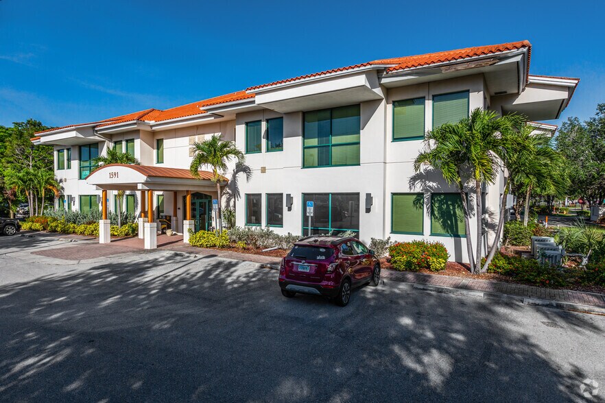 Primary Photo Of 1591 Hayley Ln, Fort Myers Office For Lease