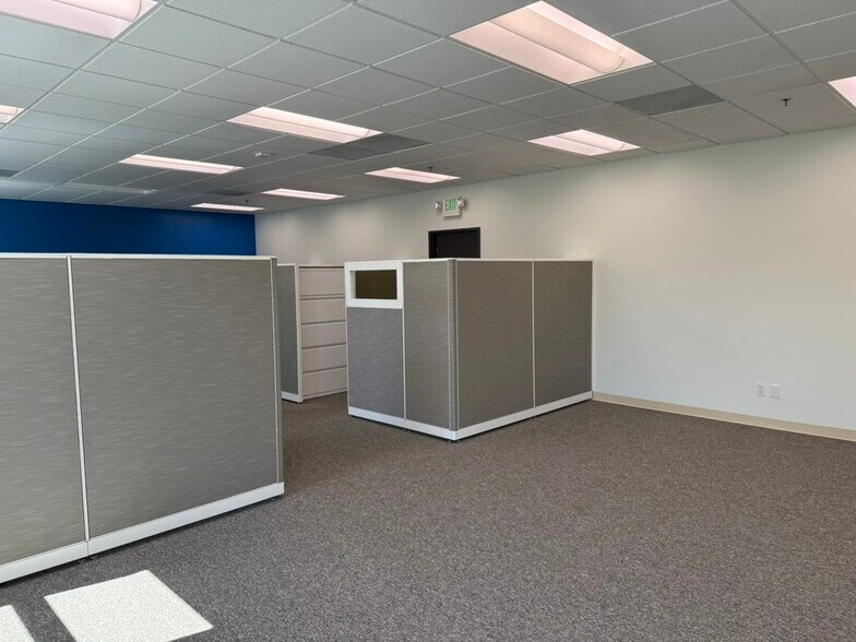 More Photos Of 15823 W Monte St, Sylmar Warehouse For Sale