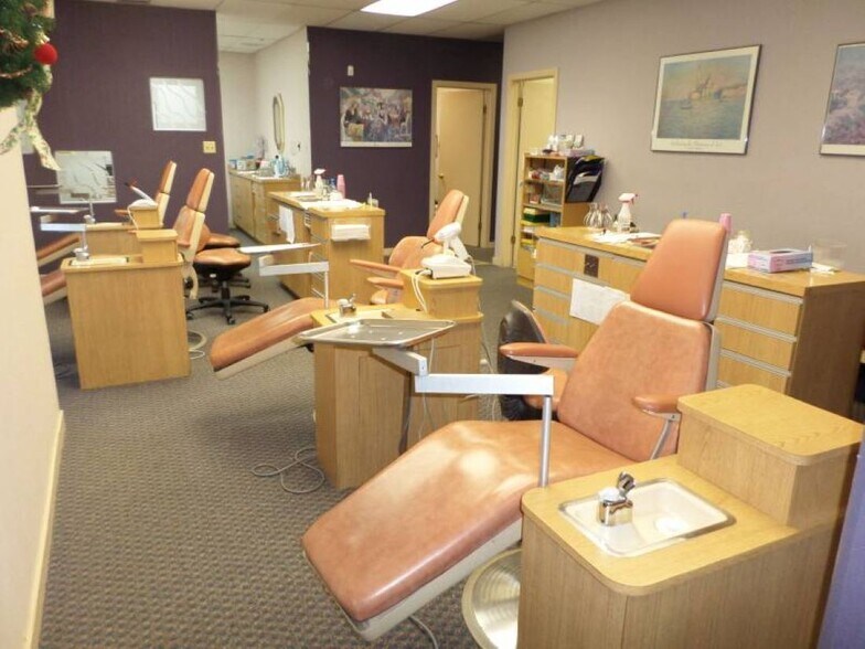 More Photos Of 1 Britton Pl, Voorhees Medical For Sale