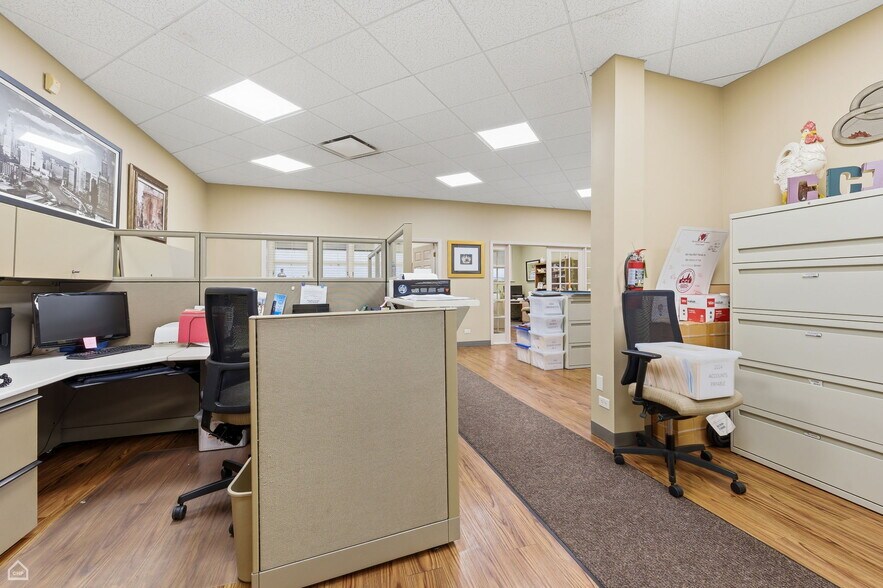 More Photos Of 6200 S Oakley Ave, Chicago Warehouse For Sale