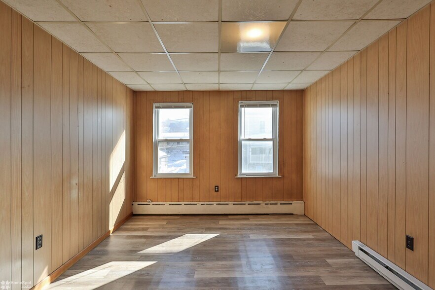 More Photos Of 115 E Ruddle St, Coaldale Multifamily For Sale