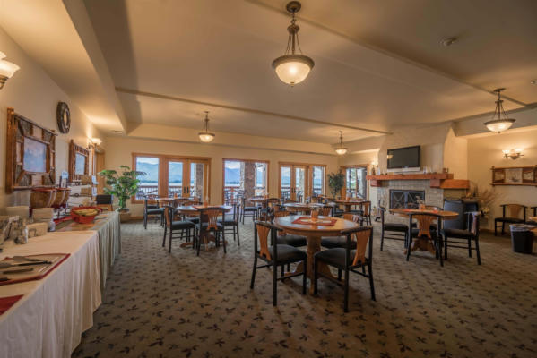 More Photos Of 51 Lakeshore Dr, Sagle Hotel For Sale