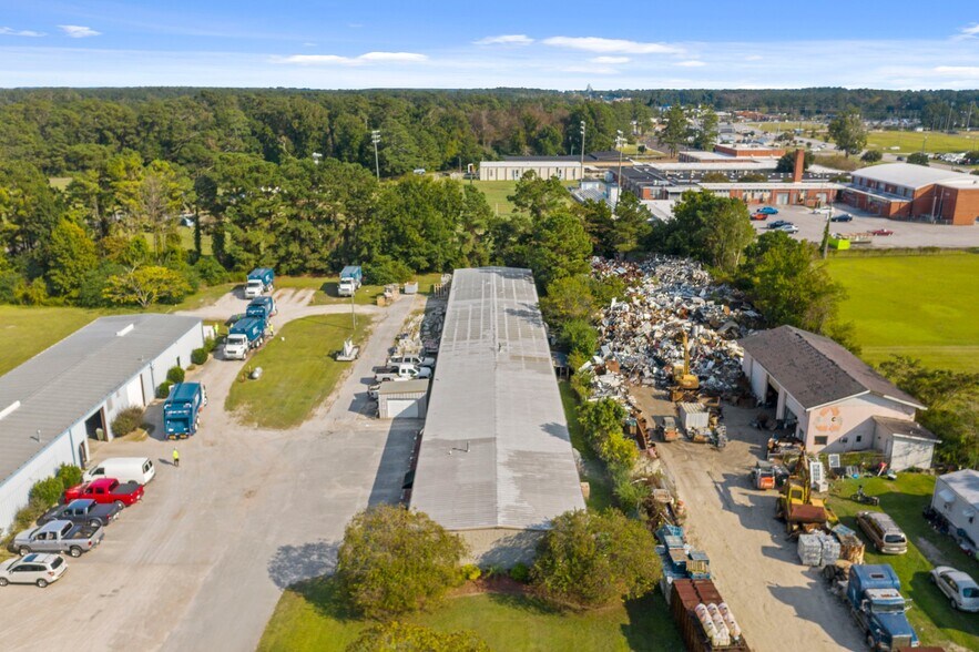 More Photos Of 120 Leslie Ln, Swansboro Industrial For Sale