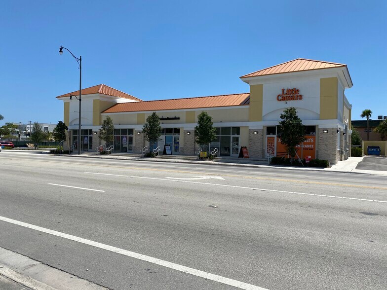 More Photos Of 1735-1891 N Federal Hwy, Hollywood Unknown For Lease