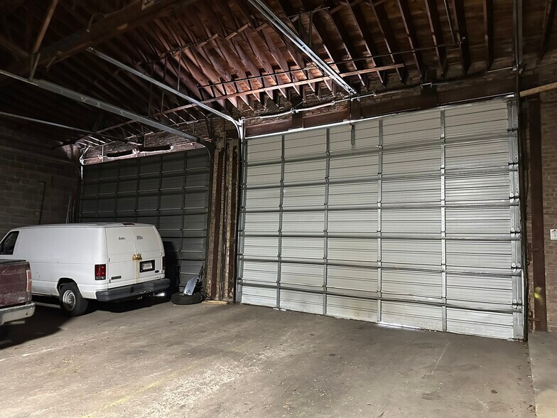 More Photos Of 7729 S State St, Chicago Warehouse For Lease