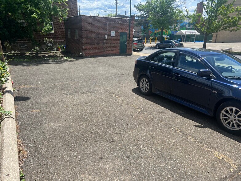 More Photos Of 6221 Rising Sun Ave, Philadelphia Office For Lease