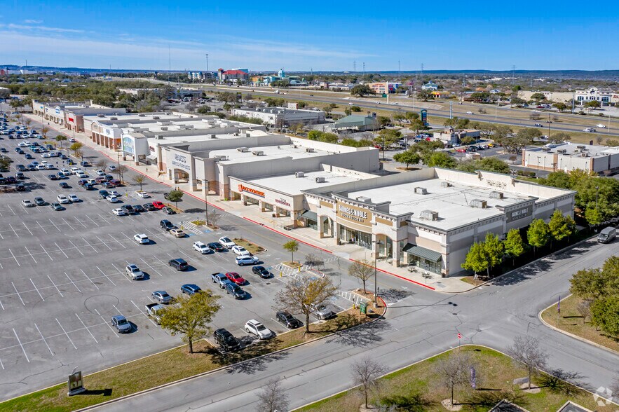 More Photos Of 11309-11323 Bandera Rd, San Antonio Unknown For Lease