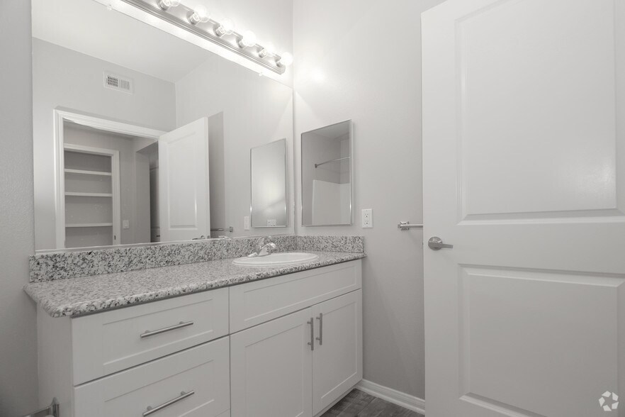 More Photos Of 700 S Myrtle Ave, Monrovia Apartments For Lease