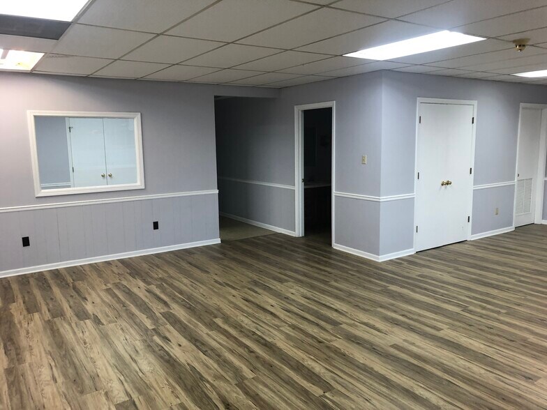 More Photos Of 1106 W 15th St, Hopkinsville Unknown For Lease