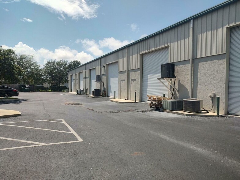More Photos Of 2240-2264 72nd Ave E, Sarasota Warehouse For Lease