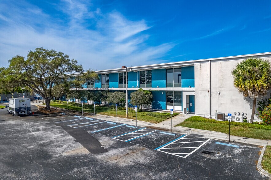 More Photos Of 3200 S 34th St, Saint Petersburg Schools For Sale