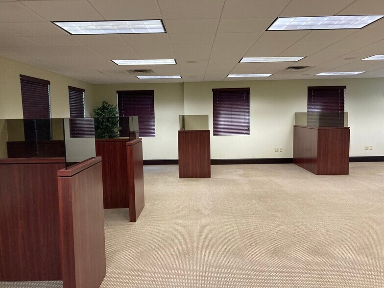 More Photos Of 6115 Lyons Rd, Coconut Creek Office For Sale