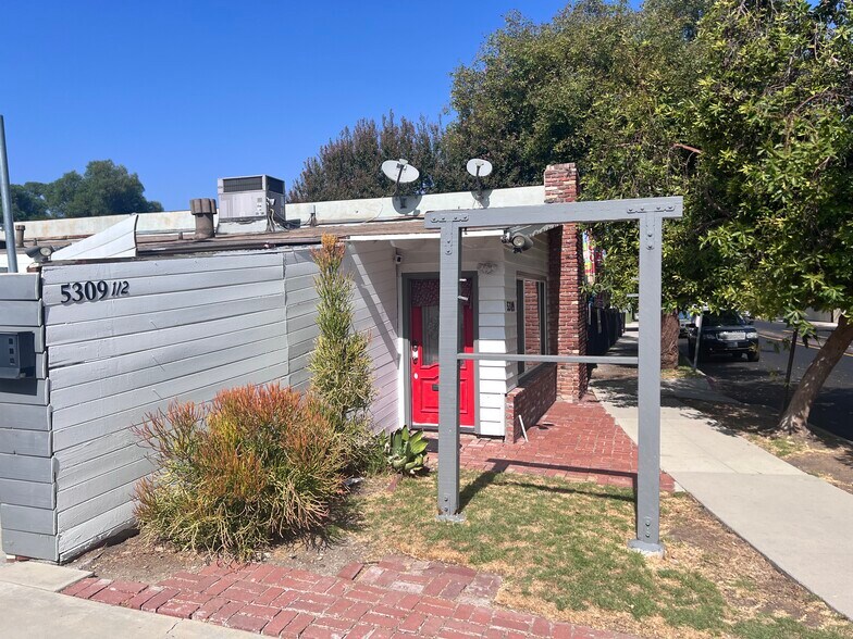 More Photos Of 5309 Comercio Way, Woodland Hills Loft Creative Space For Lease