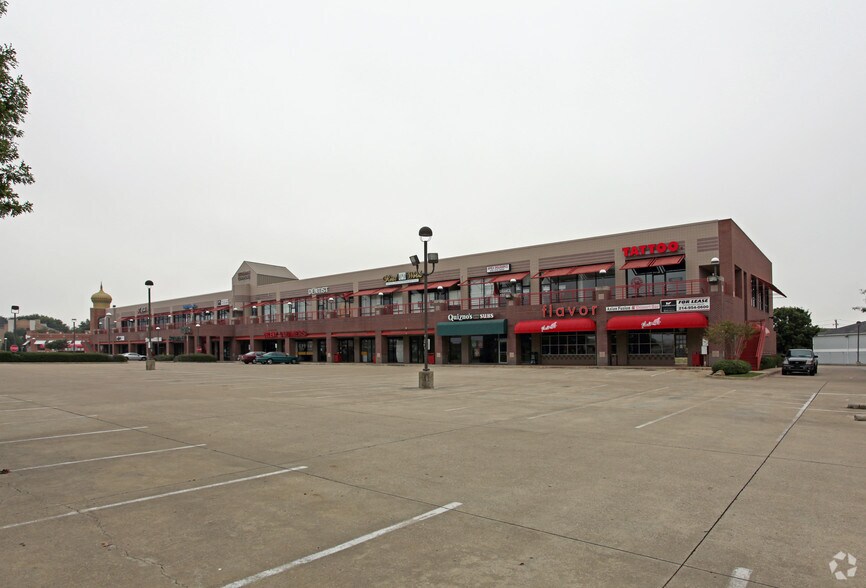 More Photos Of 9220 Skillman St, Dallas Unknown For Lease