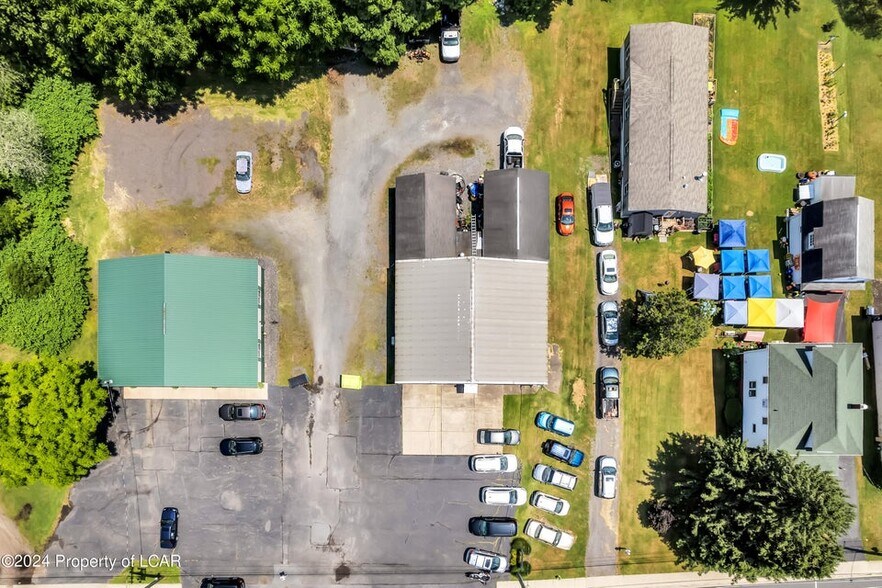 More Photos Of 109 Alden Rd, Nanticoke Service For Sale