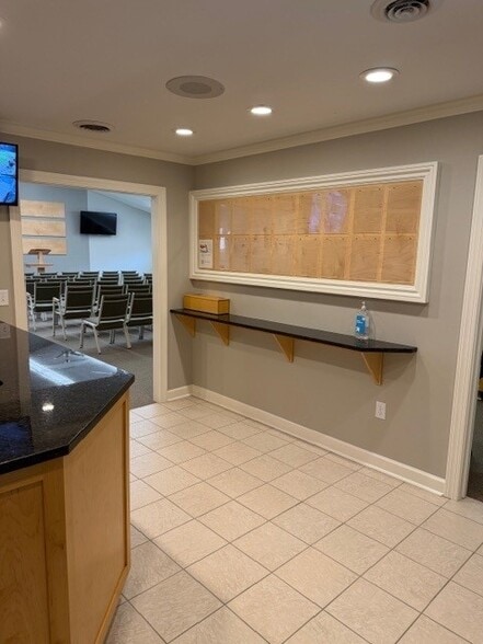 More Photos Of 426 Eades Ln, Lovingston Religious Facility For Sale