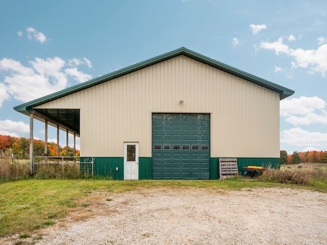 More Photos Of 55 S Hope Rdg, Traverse City Lodge Meeting Hall For Sale