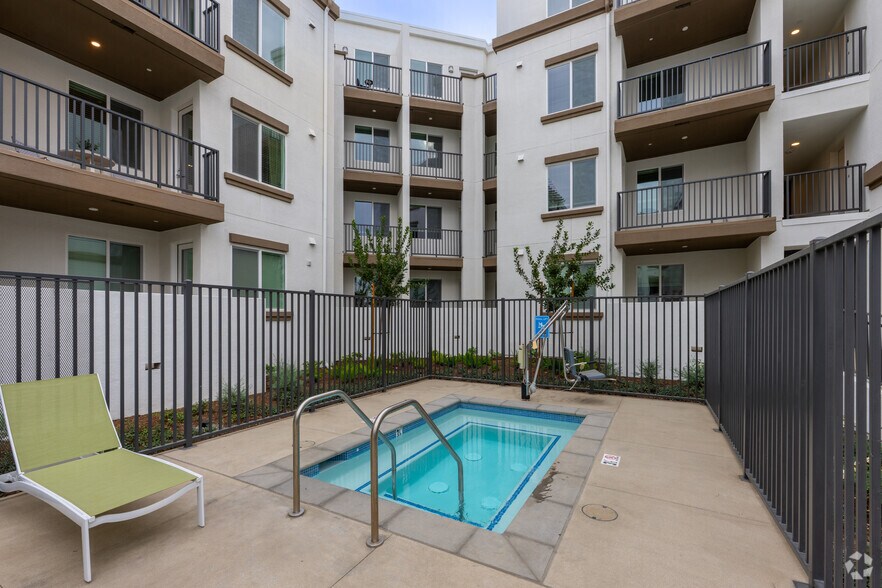 More Photos Of 14817 Foothill Blvd, Fontana Apartments For Lease