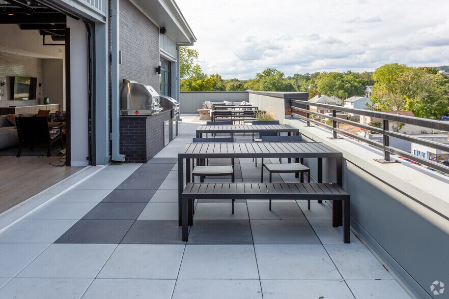 More Photos Of 147 Bloomfield Ave, Montclair Apartments For Lease