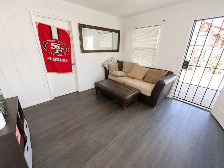 More Photos Of 4630 13th Ave, Sacramento Apartments For Sale