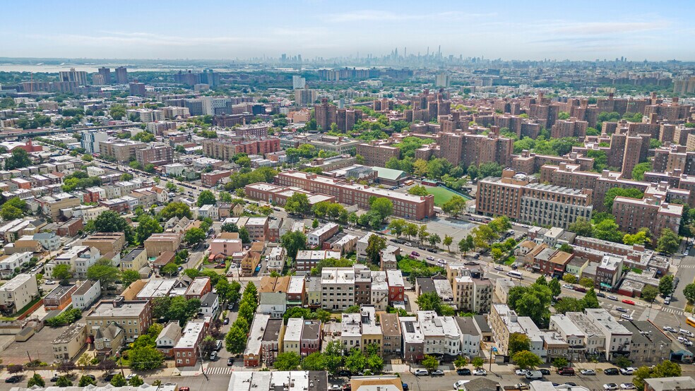 More Photos Of 1711 Zerega Ave, Bronx Storefront Retail Residential For Sale