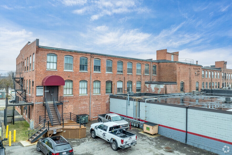 More Photos Of 435 Lancaster St, Leominster Office For Lease