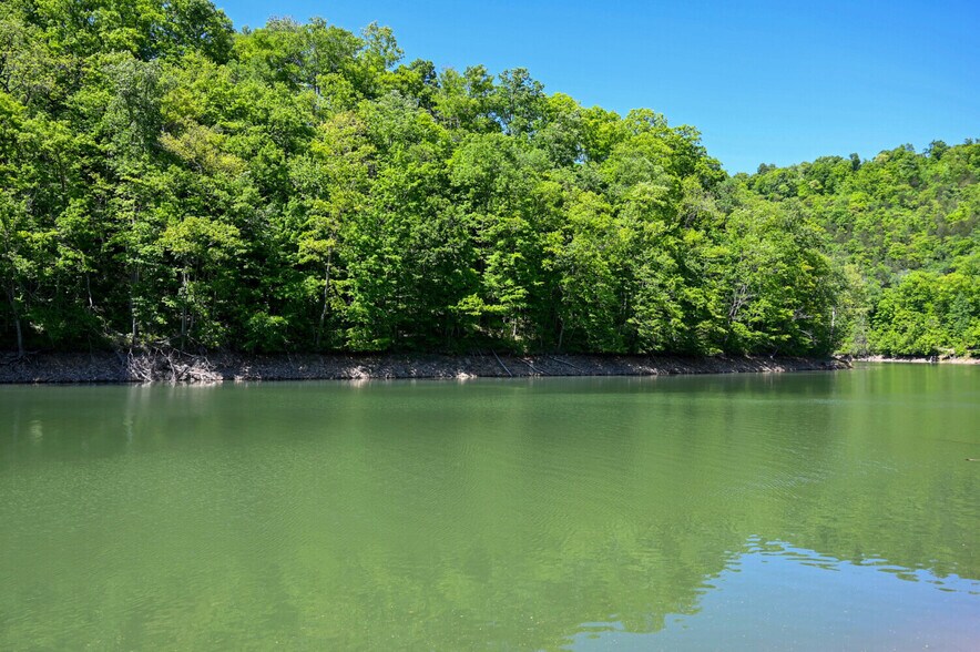 More Photos Of 0 Crestwood Road, Speedwell Land For Sale