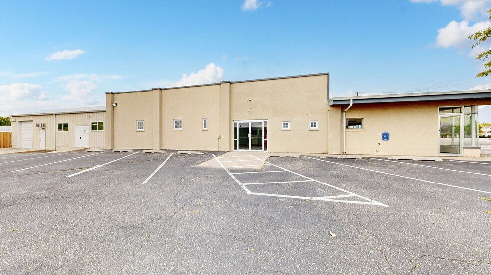 More Photos Of , Loveland General Retail For Sale