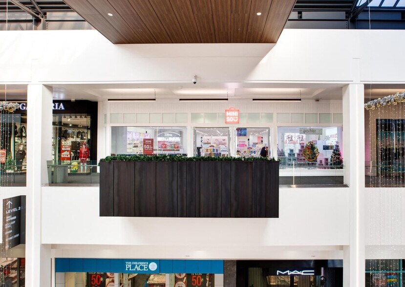 More Photos Of 5060 Montclair Plaza Ln, Montclair Unknown For Lease