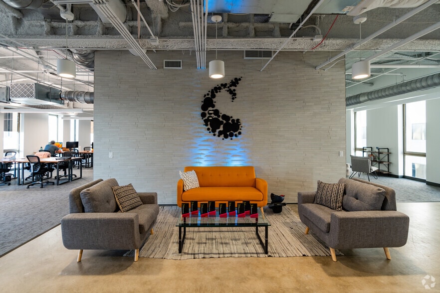 More Photos Of 227 Fayetteville St, Raleigh Office Residential For Lease