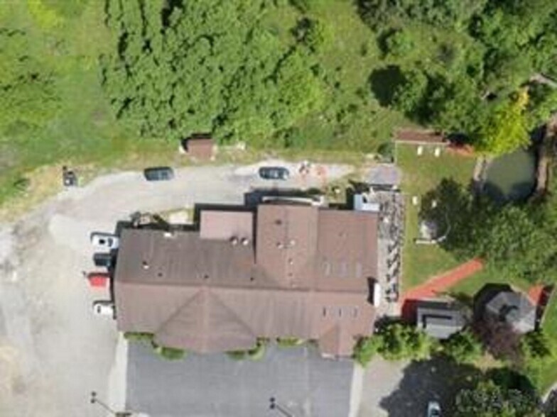 More Photos Of 1939 Forest Hills Dr, Elton Restaurant For Sale