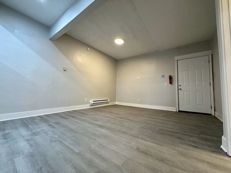 More Photos Of 1336-1344 Portage St, Kalamazoo Apartments For Sale