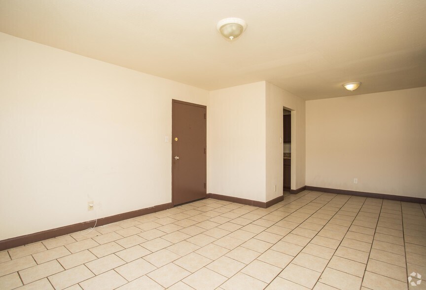 More Photos Of 1024 Day Street Rd, Montgomery Apartments For Sale