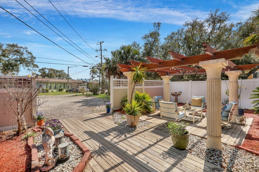 More Photos Of 24 Van Horne Ave, Tybee Island Hospitality For Sale