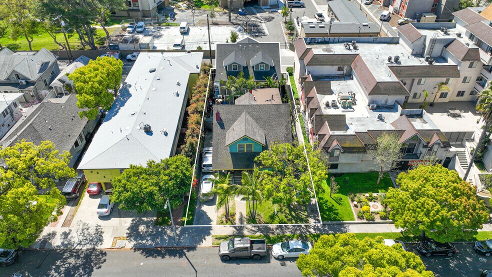 More Photos Of 1236-1238 W 30th St, Los Angeles Apartments For Sale