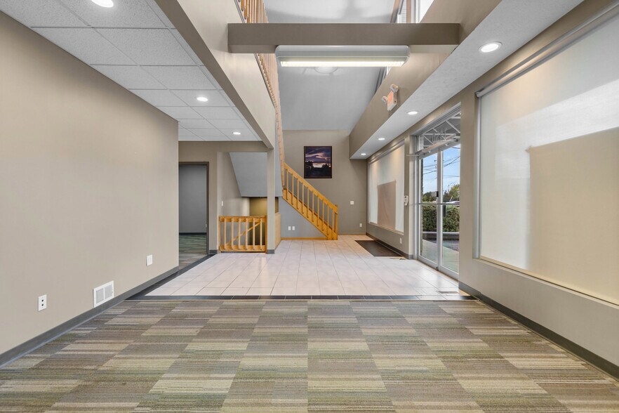 More Photos Of 1450 E Ridge Rd, Rochester Freestanding For Sale