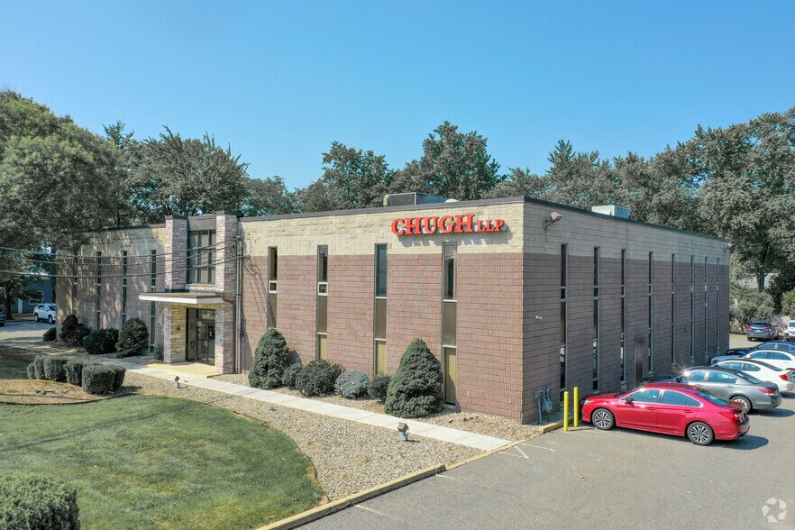 More Photos Of 295 Pierson Ave, Edison Medical For Lease