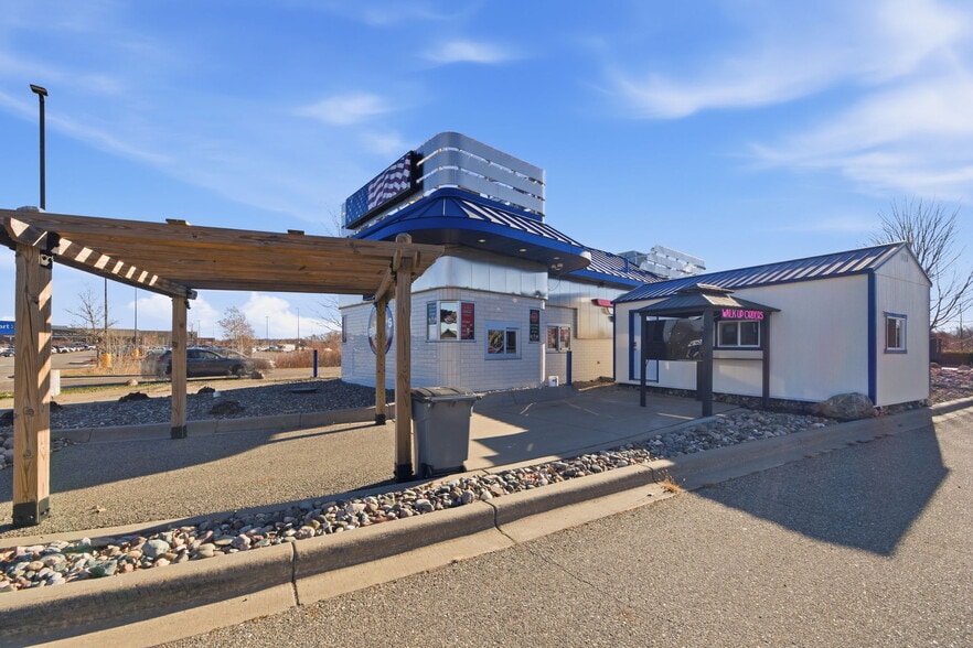 More Photos Of 50 County Road 120, Saint Cloud Fast Food For Sale