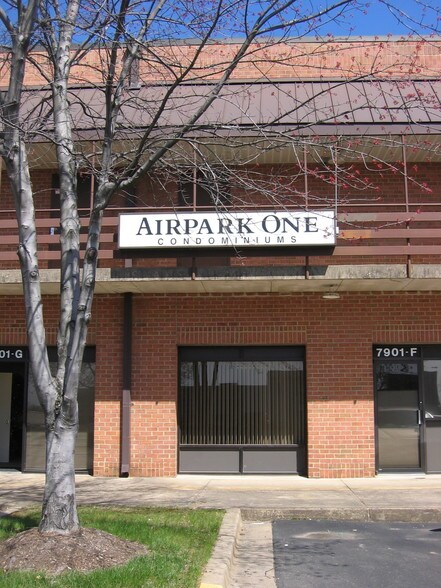 More Photos Of 7901-7905 Cessna Ave, Gaithersburg Warehouse For Lease